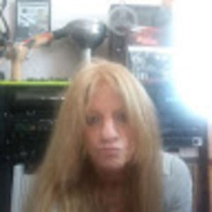 Meet your Posher, Debrajea